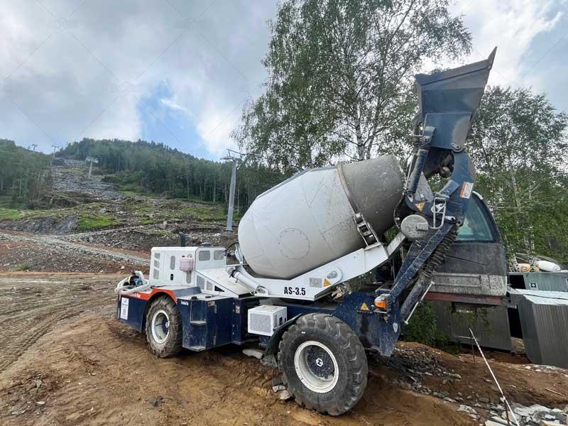 As 3 5 self loading mixer for paving road in russia